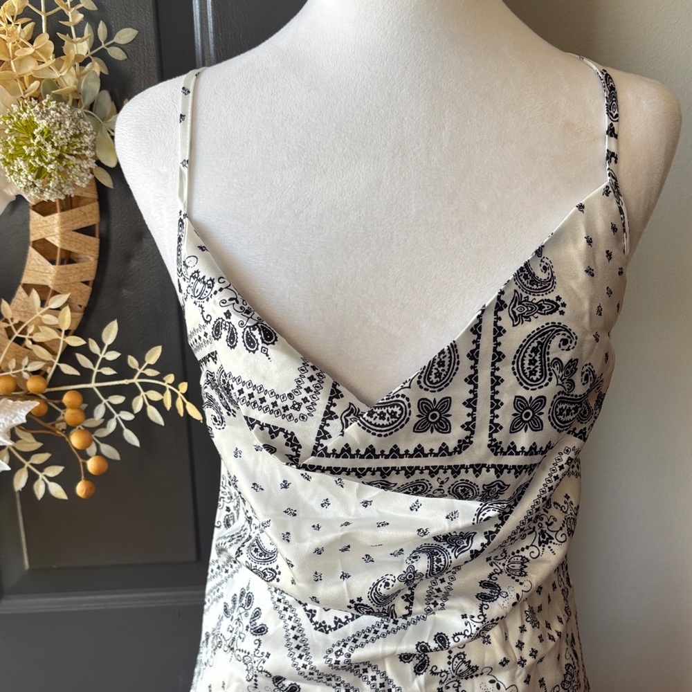 Cider Black and White Mini Dress - Picture 2 of 6